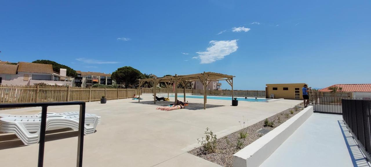 Bel Appartement Vue Sur Le Lac Marin Avec Piscine Le Barcarès Buitenkant foto